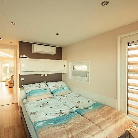 Hausboot Möwenschiss * Klitten