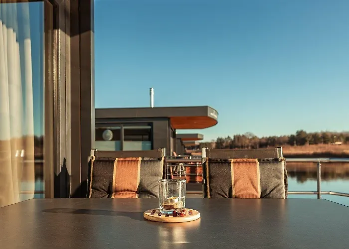 Hausboot Moewenschiss Klitten